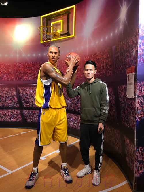NBA球星蜡像长啥样?乔丹忍了,科比也忍了,唯独姚明我忍不了 NBA球星蜡像长啥样?乔丹忍了,科比也忍了,唯独姚明我忍不了